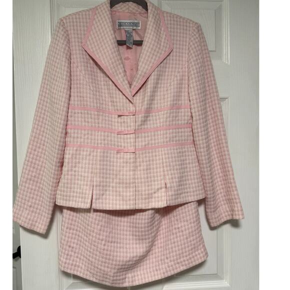 Jessica Howard Women's Pink 2 Piece Jacket Suit Skirt Set Size 8 - Picture 1 of 15